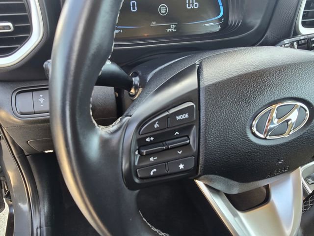 Used 2025 Hyundai Venue SEL FWD image 26