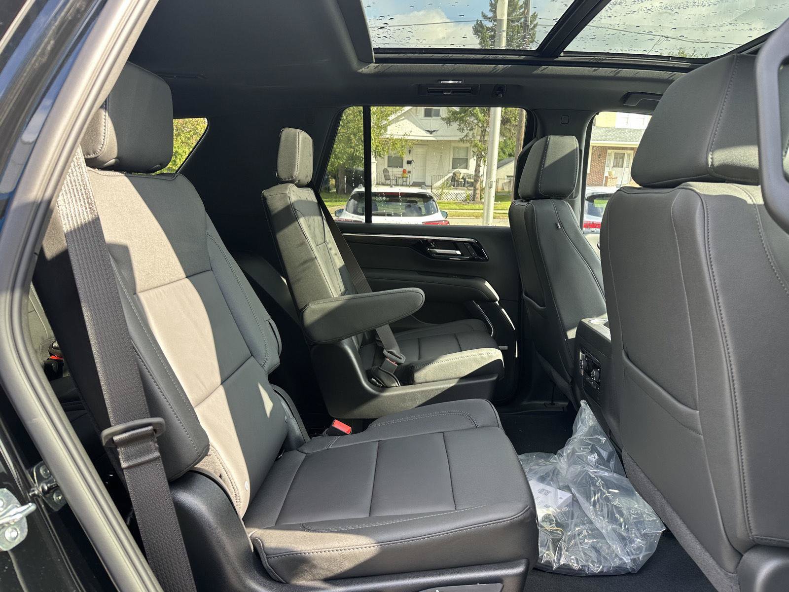 New 2027 Chevrolet Tahoe Z71 w/ Comfort Package AWD/4WD image 14