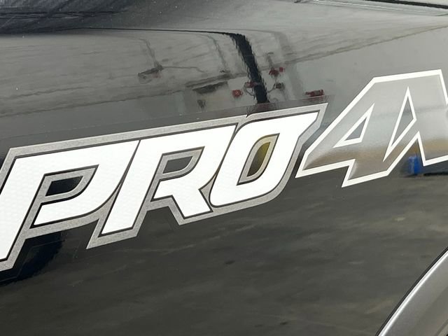 Used 2021 Nissan Titan PRO-4X w/ Pro-4x Convenience Package image 40