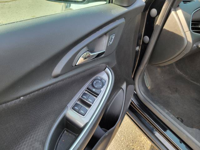 Used 2025 Chevrolet Malibu LT FWD image 7