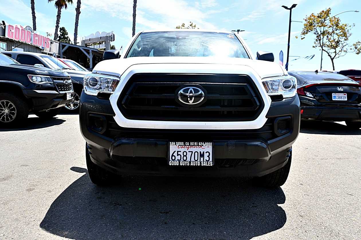 Used 2022 Toyota Tacoma SR RWD image 2