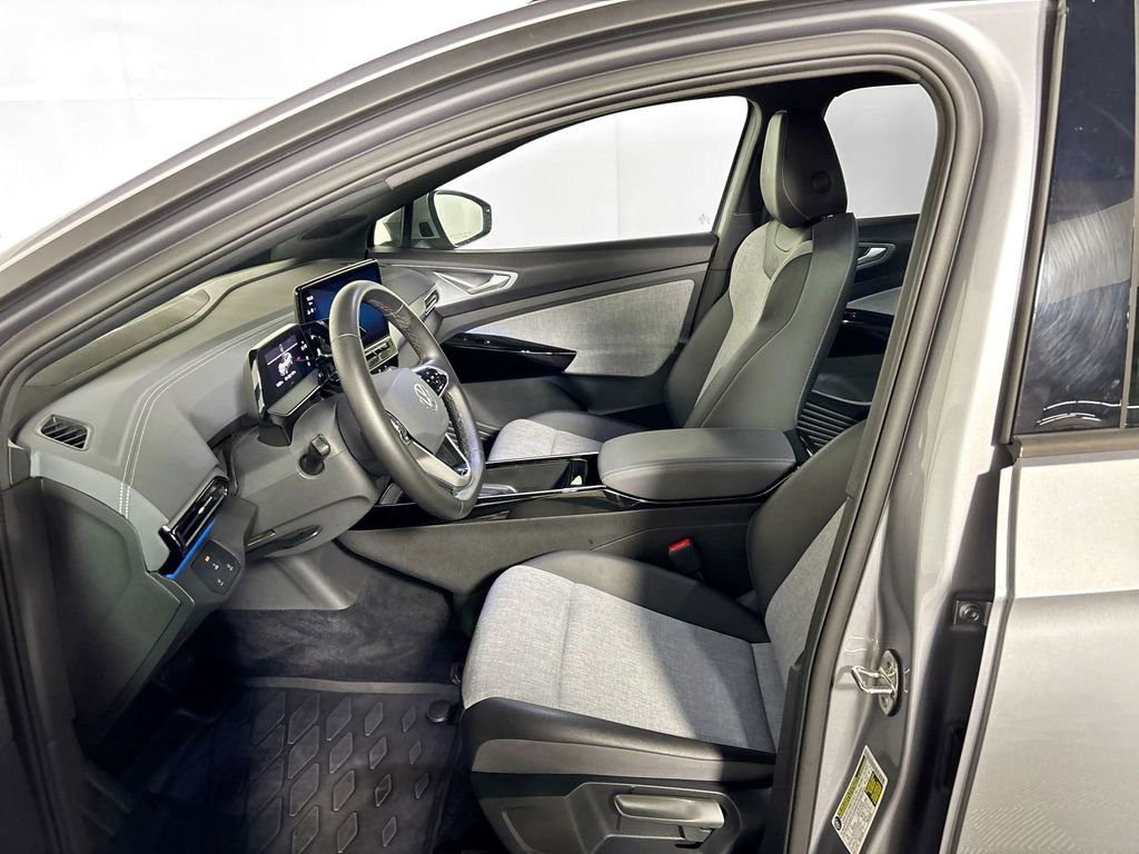 Certified 2024 Volkswagen ID.4 2WD image 11