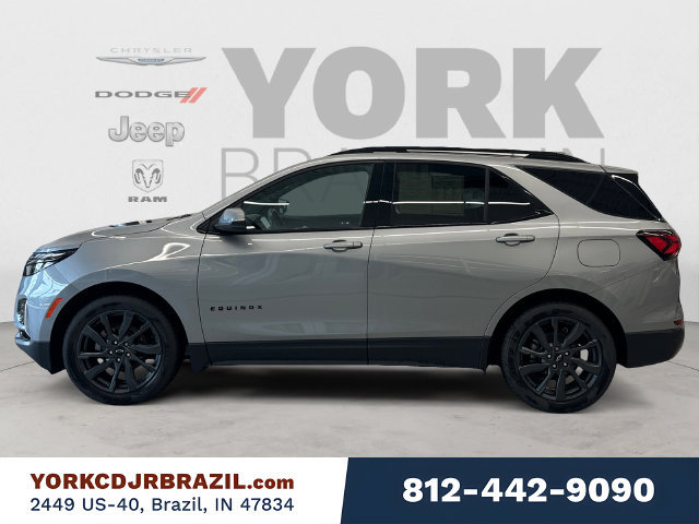 Used 2023 Chevrolet Equinox RS w/ RS Leather Package FWD image 2