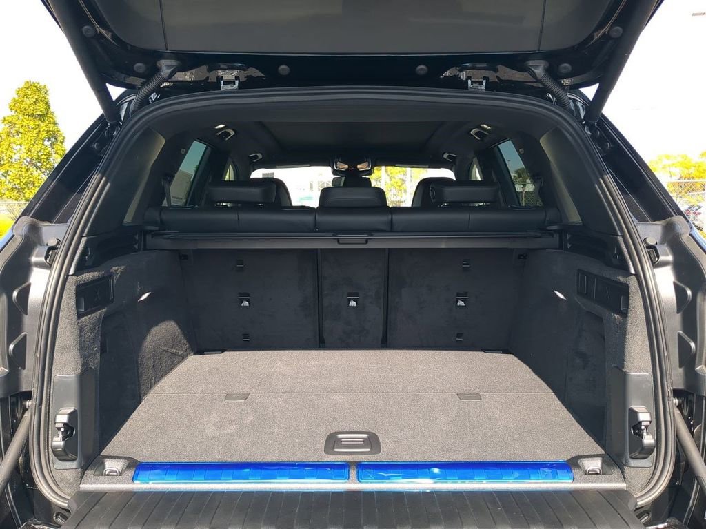 New 2026 BMW X5 xDrive50e w/ M Sport Package image 13