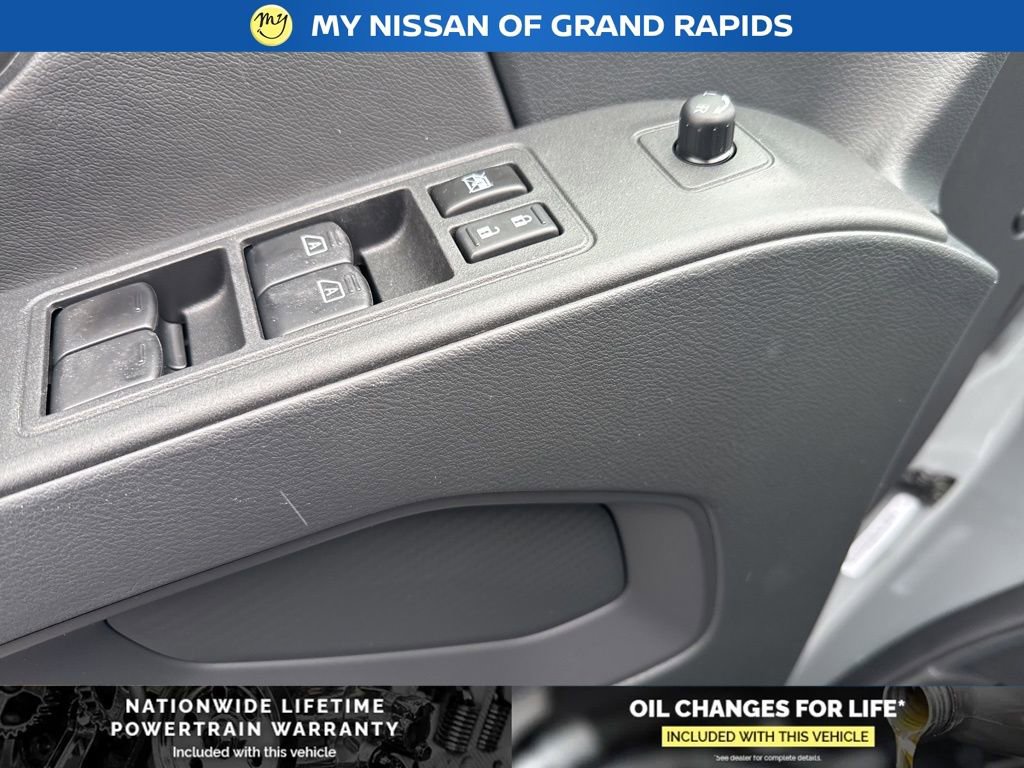 New 2026 Nissan Frontier SV w/ SV Convenience Package image 17