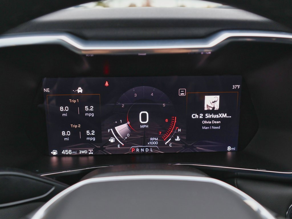 New 2026 GMC Canyon Elevation w/ Convenience Package image 17