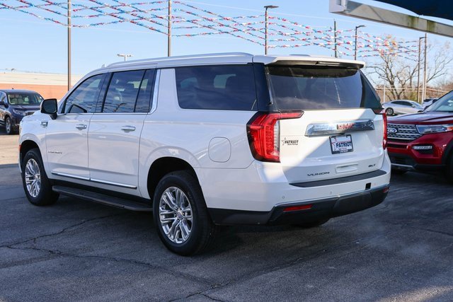 Used 2022 GMC Yukon XL SLT image 6
