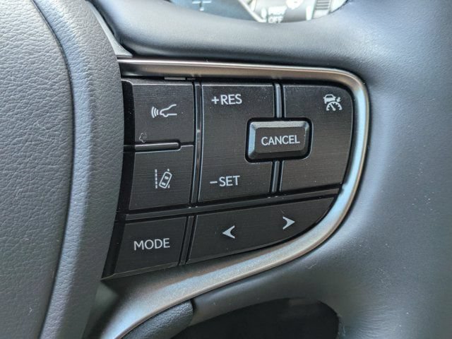 Used 2025 Lexus ES 300h w/ Premium Package FWD image 23