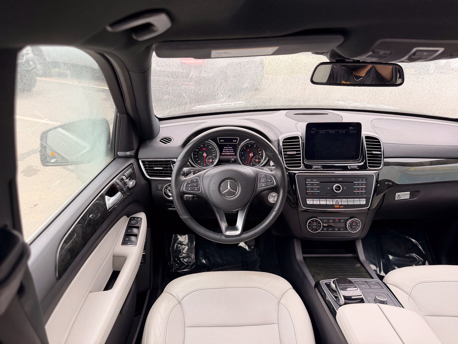 Used 2019 Mercedes-Benz GLS 450 4MATIC image 27