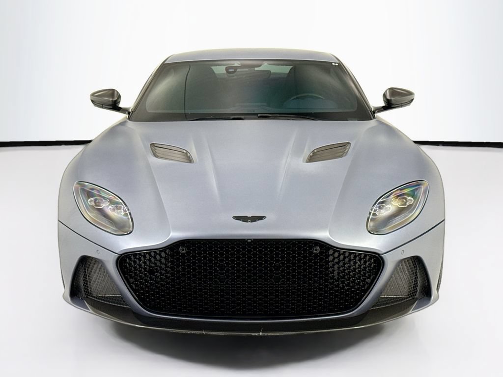 Used 2022 Aston Martin DBS Superleggera RWD image 2