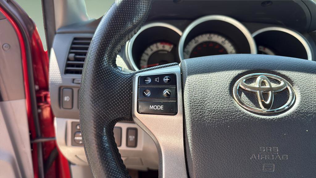 Used 2012 Toyota Tacoma 4x4 Access Cab V6 w/ TRD Sport Pkg image 21