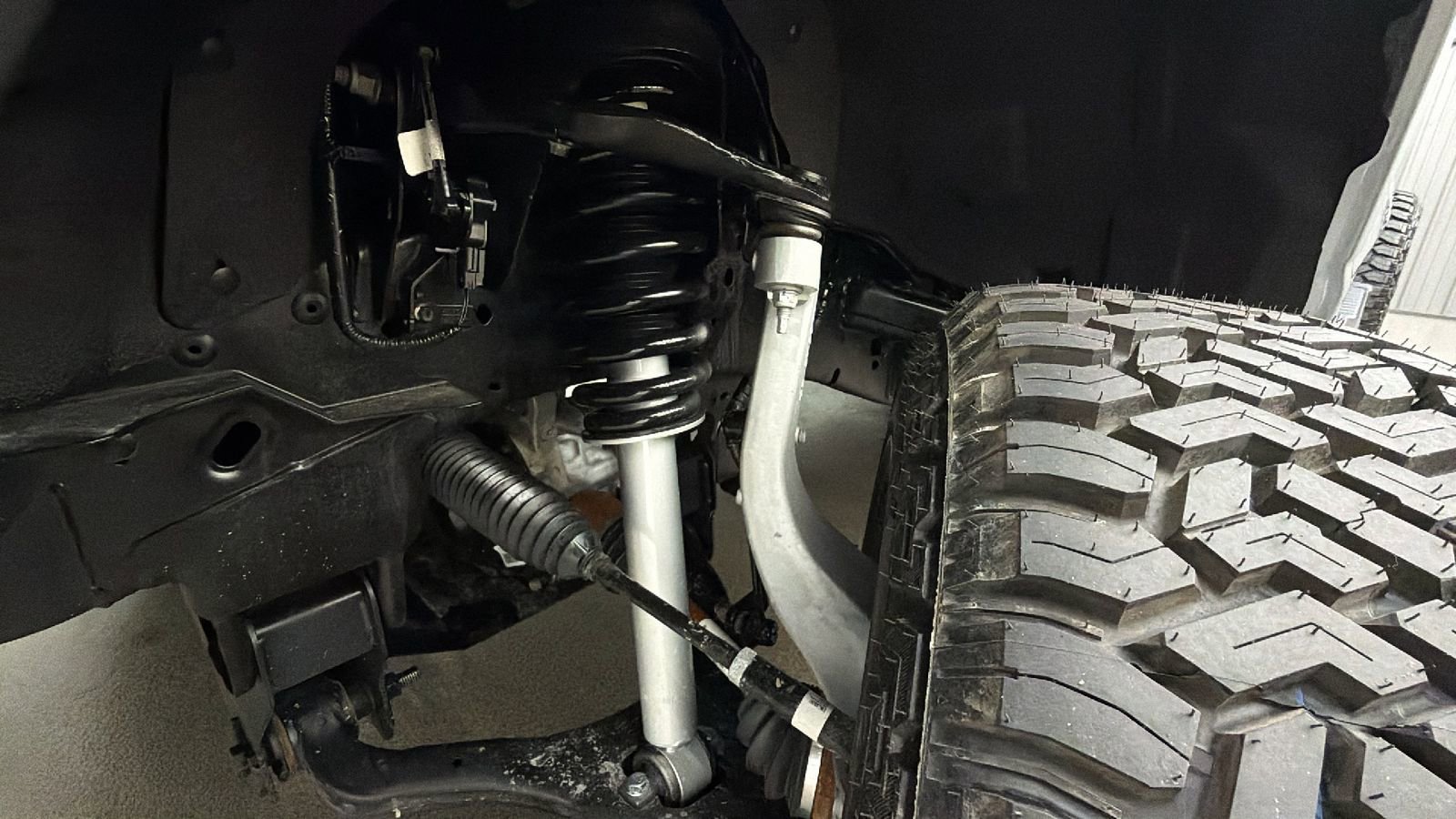 Used 2025 Ford F150 Lariat AWD/4WD image 14