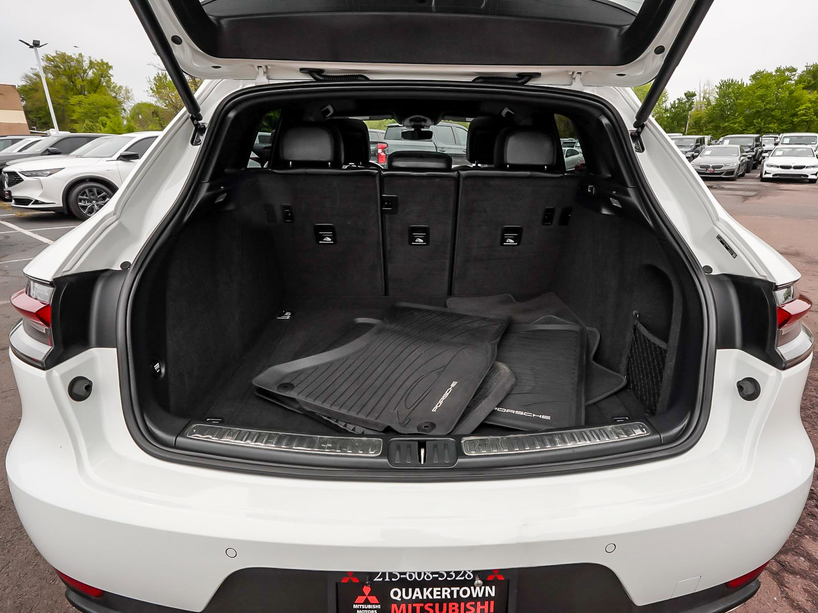 Used 2021 Porsche Macan S AWD/4WD image 50