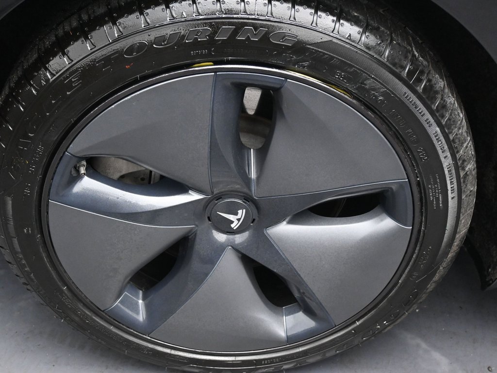 Used 2018 Tesla Model 3 Long Range image 38