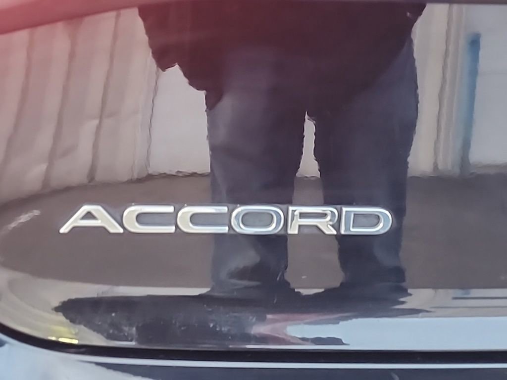 Used 2024 Honda Accord Touring image 7