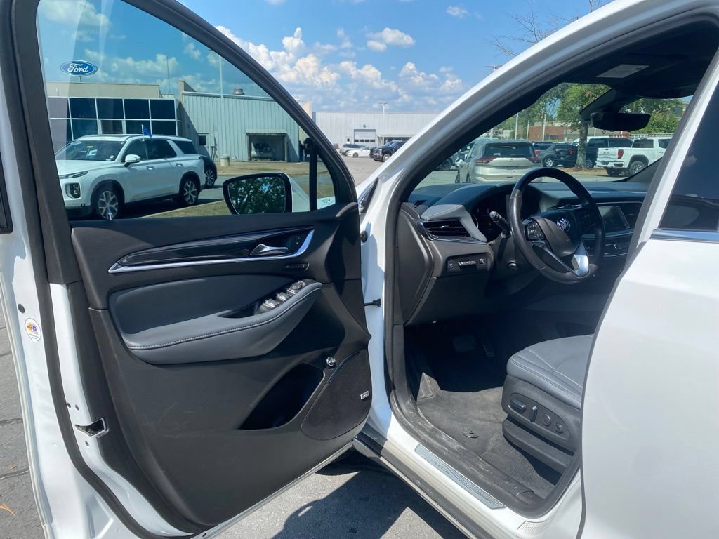 Used 2024 Buick Enclave Premium FWD image 10