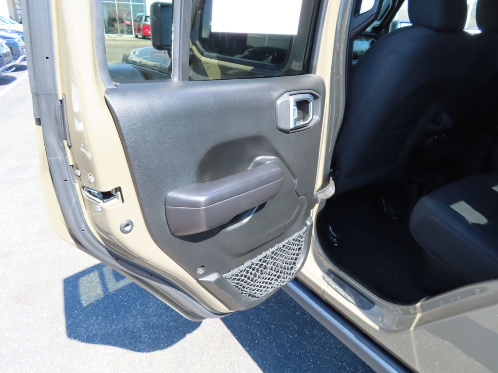 Used 2020 Jeep Gladiator Sport w/ Quick Order Package 24S image 23