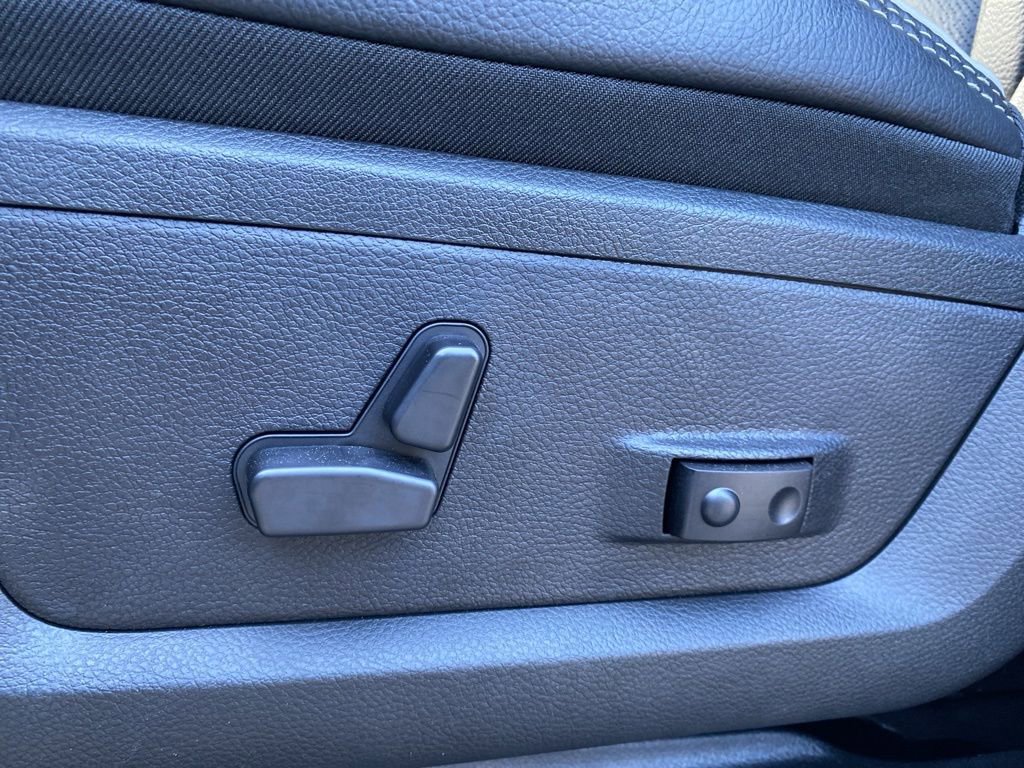 New 2026 RAM 2500 Laramie w/ Sport Appearance Package image 21