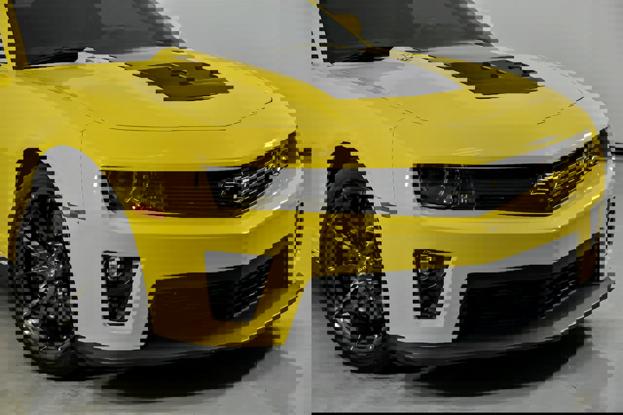Used 2013 Chevrolet Camaro ZL1 image 3