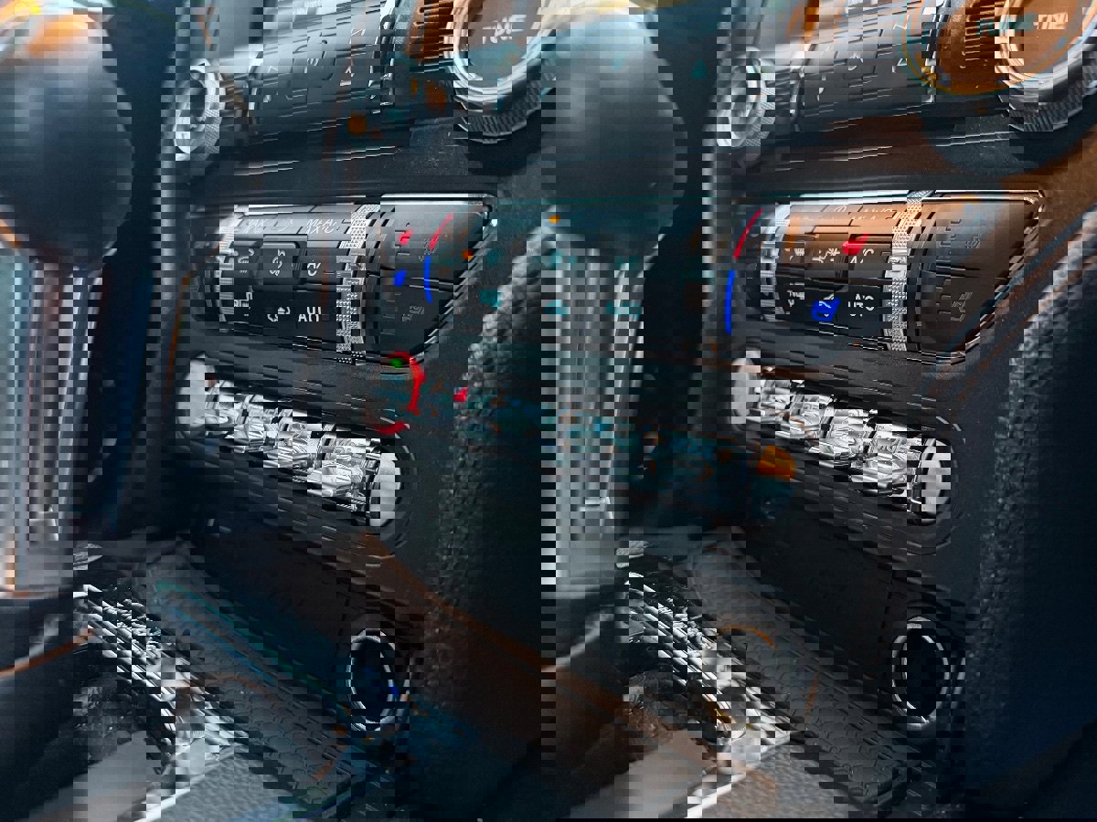 Used 2015 Ford Mustang GT Premium w/ Equipment Group 401A image 16