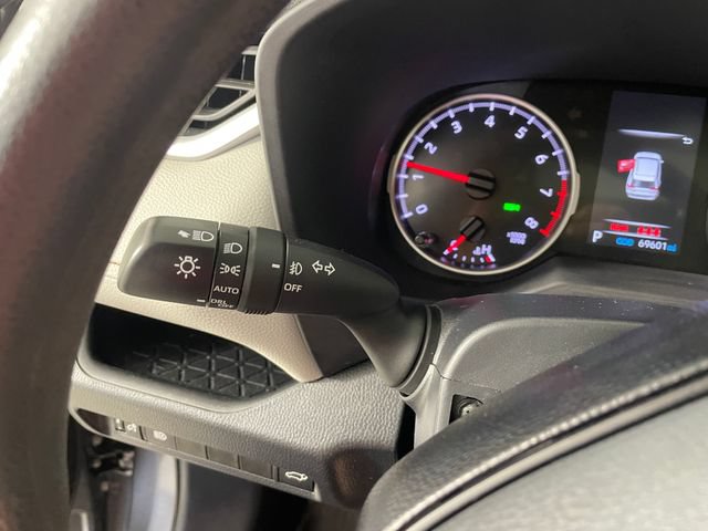 Used 2021 Toyota RAV4 XLE w/ Convenience Package FWD image 13