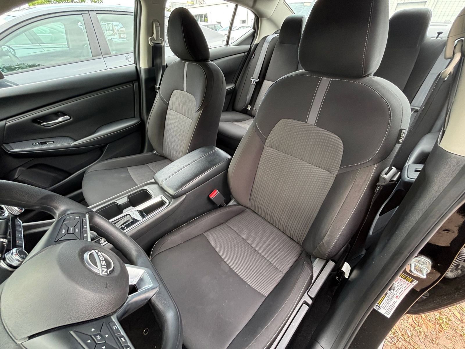 Used 2025 Nissan Sentra SV FWD image 34