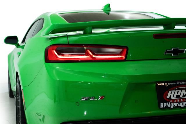 Used 2017 Chevrolet Camaro ZL1 RWD image 13
