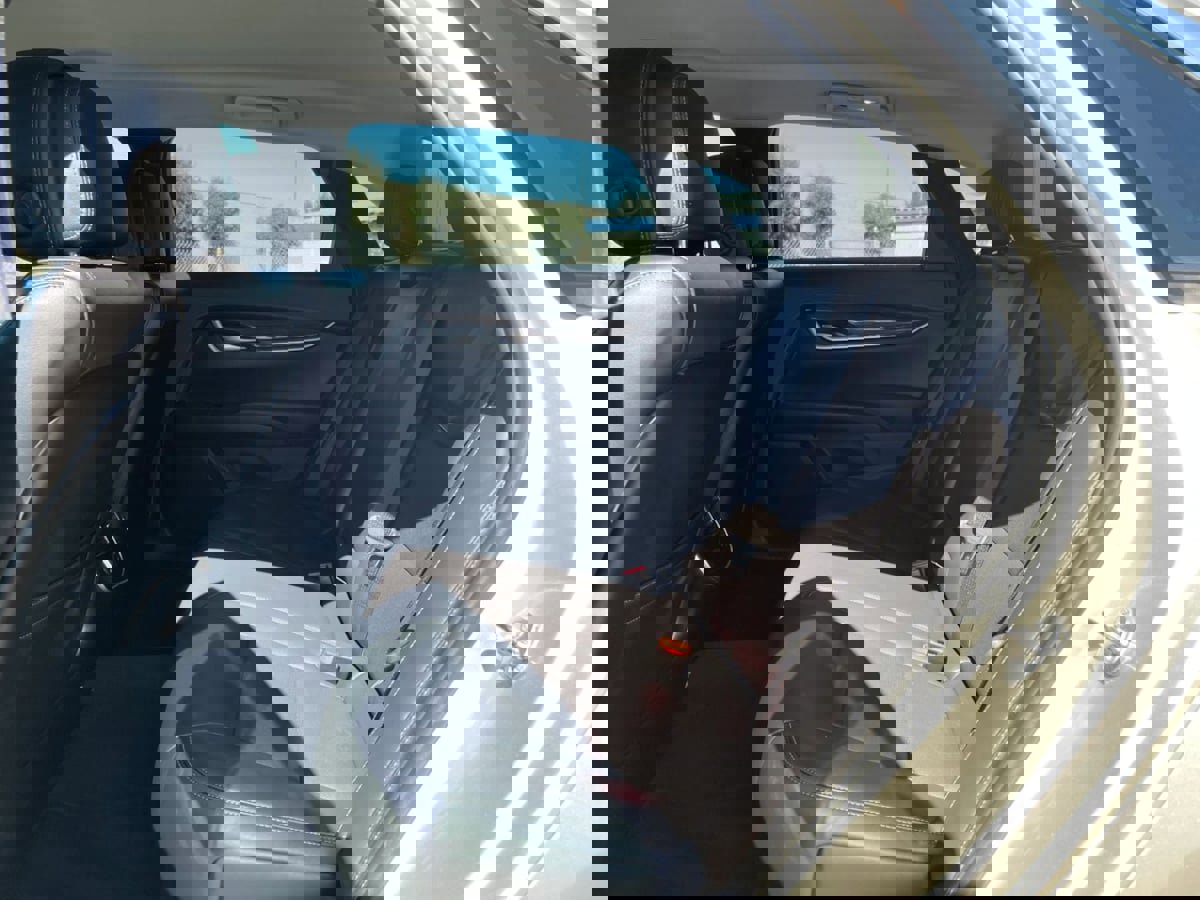 Used 2014 Cadillac XTS Luxury image 19