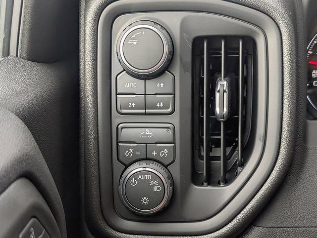 New 2026 Chevrolet Silverado 1500 Custom Trail Boss AWD/4WD image 24