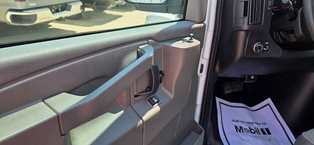 New 2025 Chevrolet Express 3500 Work Van w/ Power Convenience Package image 13