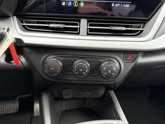 Used 2025 Chevrolet Trax LS image 23