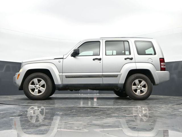 Used 2011 Jeep Liberty Sport AWD/4WD image 20