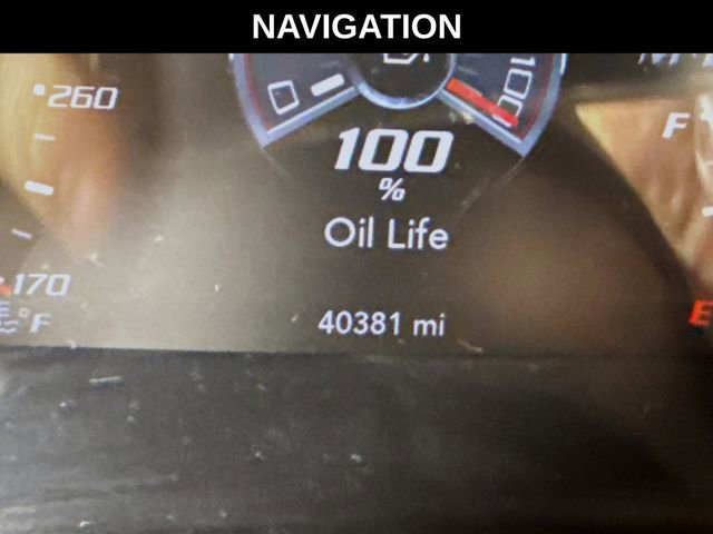 Used 2016 Dodge Challenger SRT w/ Technology Group image 14