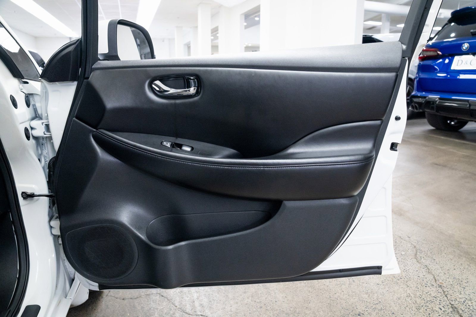 Used 2013 Nissan Leaf SL image 21