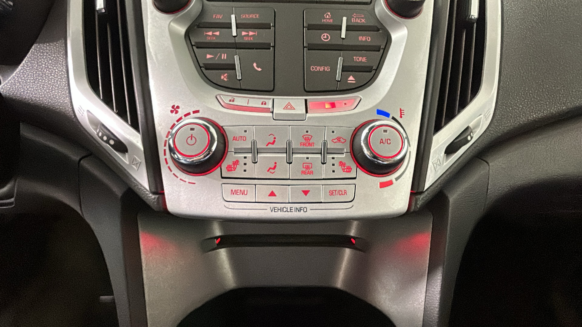 Used 2013 GMC Terrain SLT FWD image 25