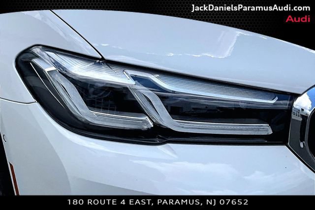 Used 2021 BMW 530e xDrive w/ Premium Package AWD/4WD image 21