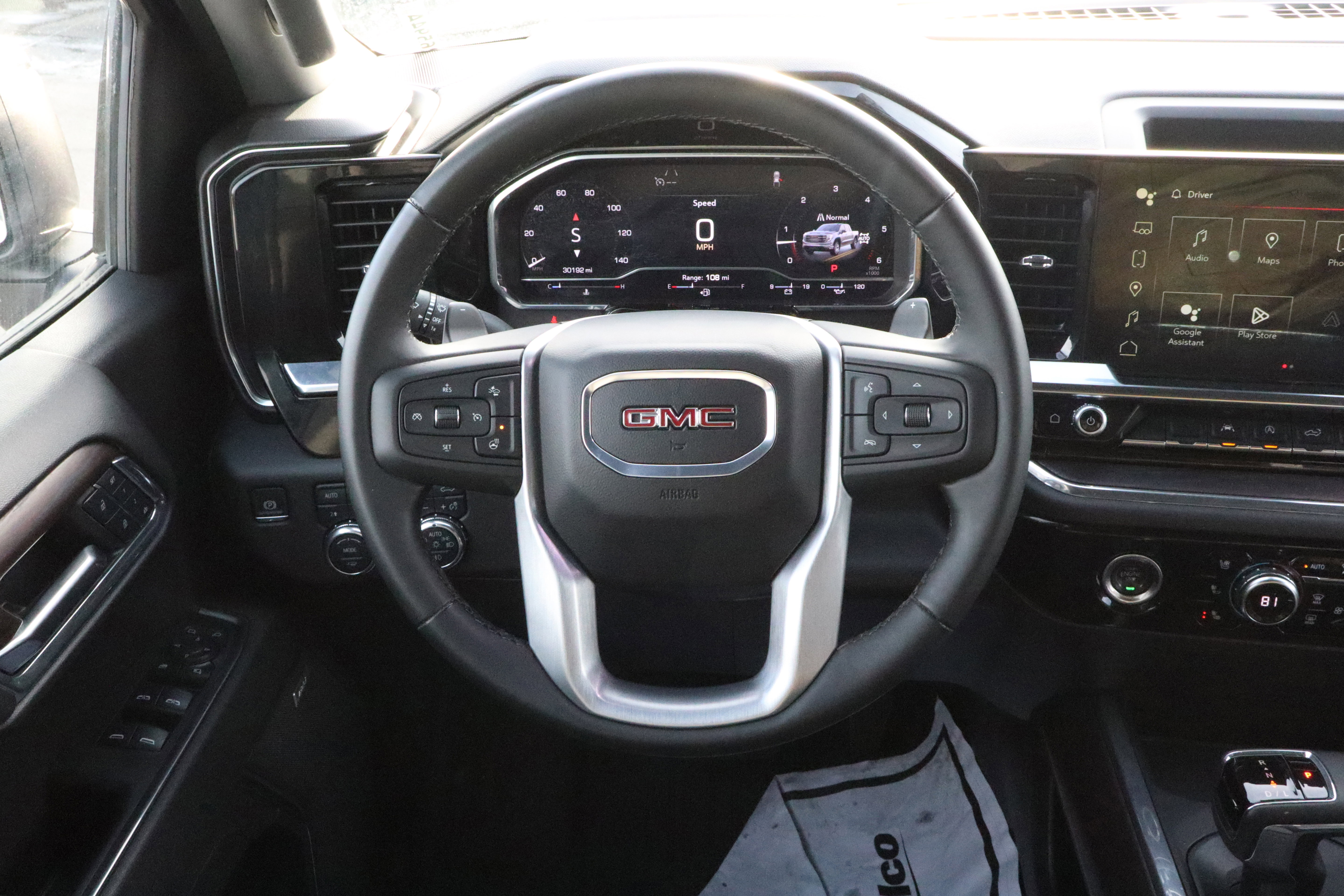 Certified 2024 GMC Sierra 1500 SLT w/ SLT Premium Package image 9