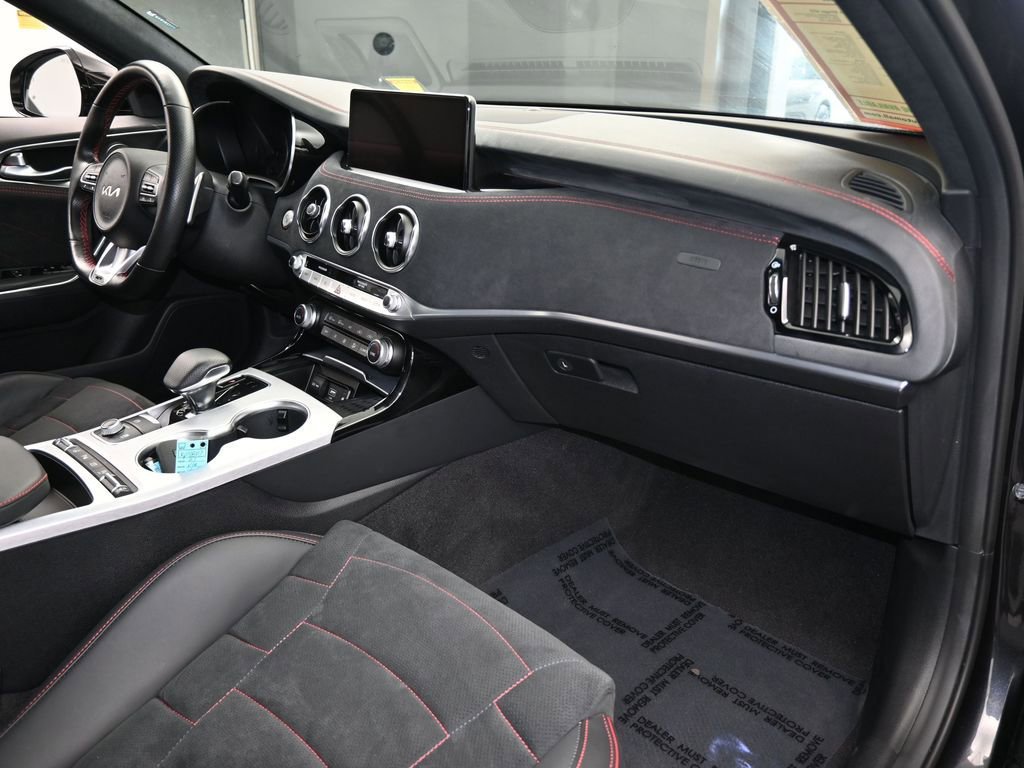 Used 2023 Kia Stinger GT2 image 55