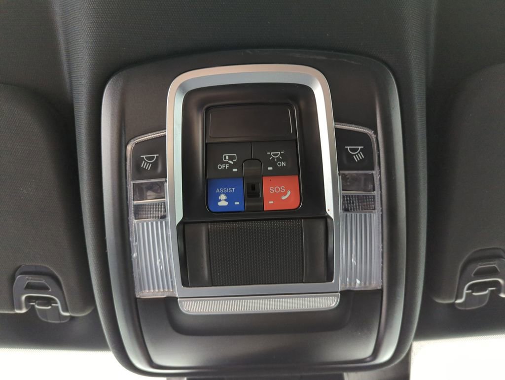 Used 2024 RAM 1500 Laramie image 29