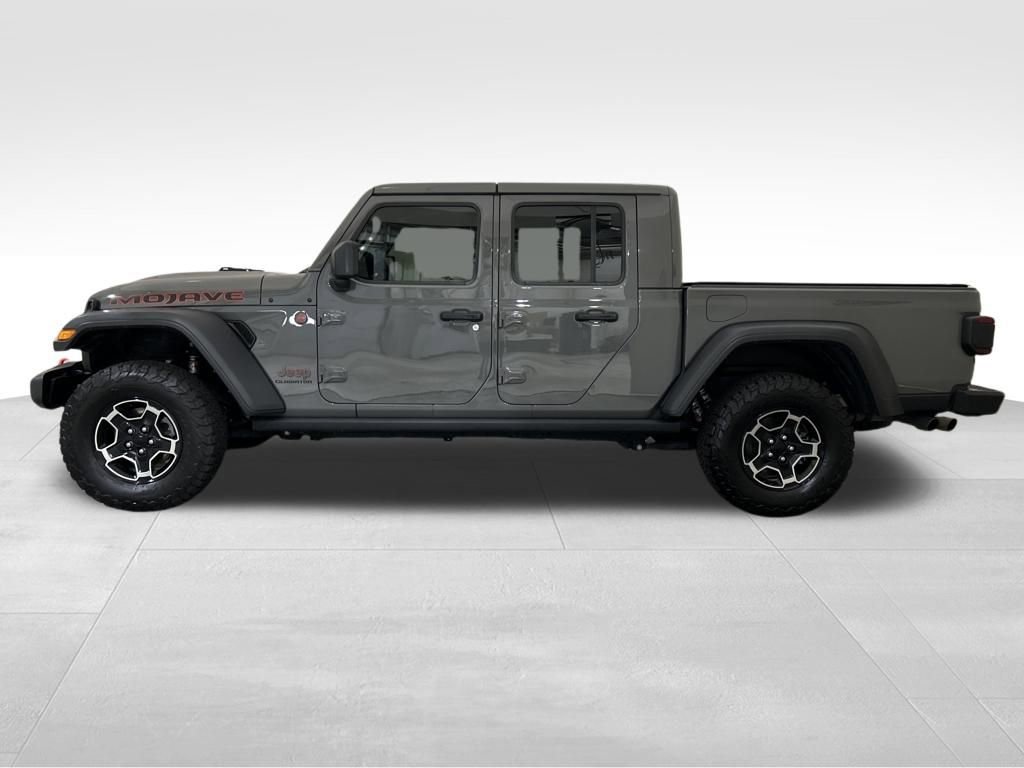 Used 2021 Jeep Gladiator Mojave AWD/4WD image 2