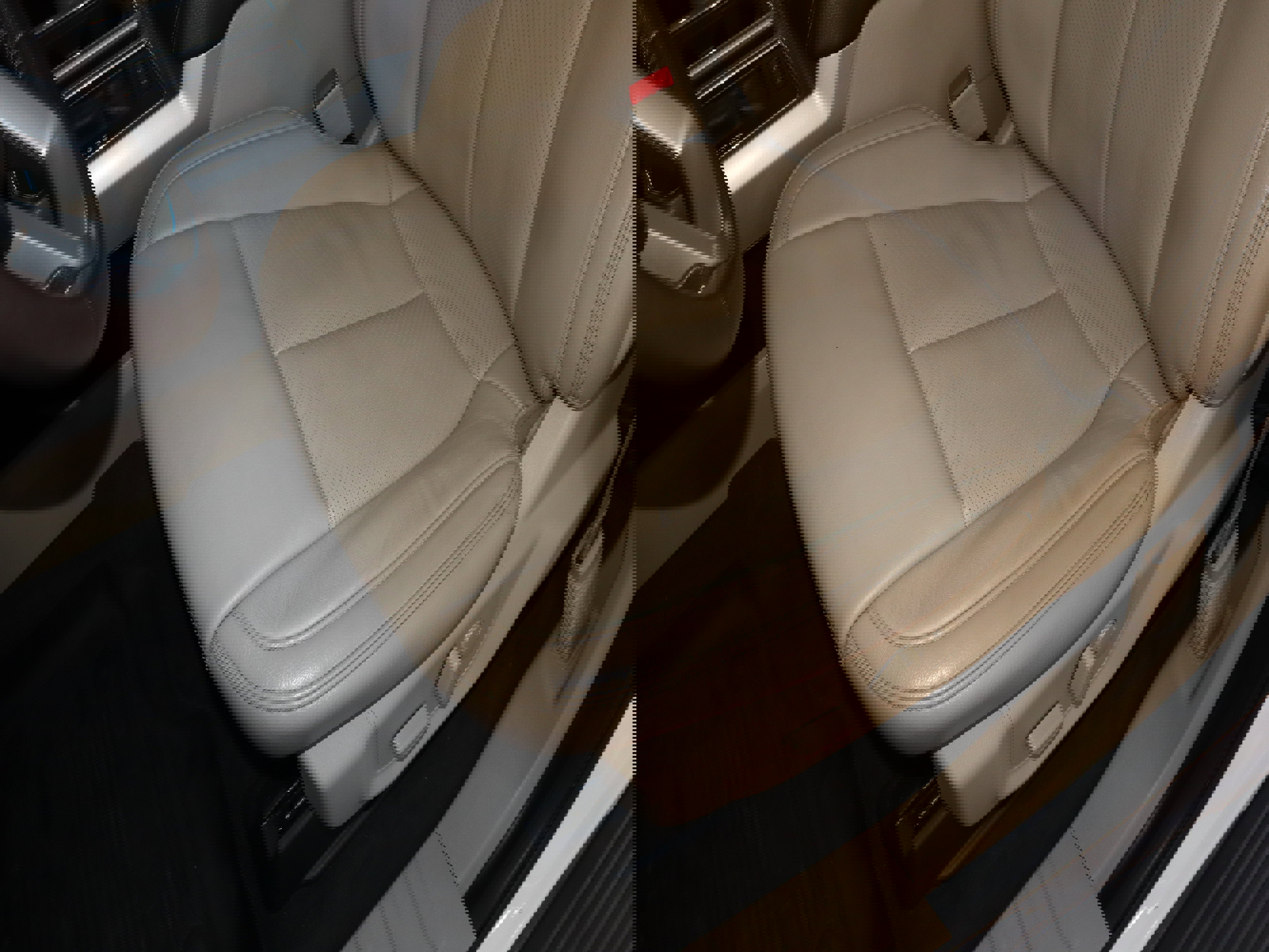 Used 2019 Ford F150 Lariat w/ Equipment Group 502A Luxury image 33