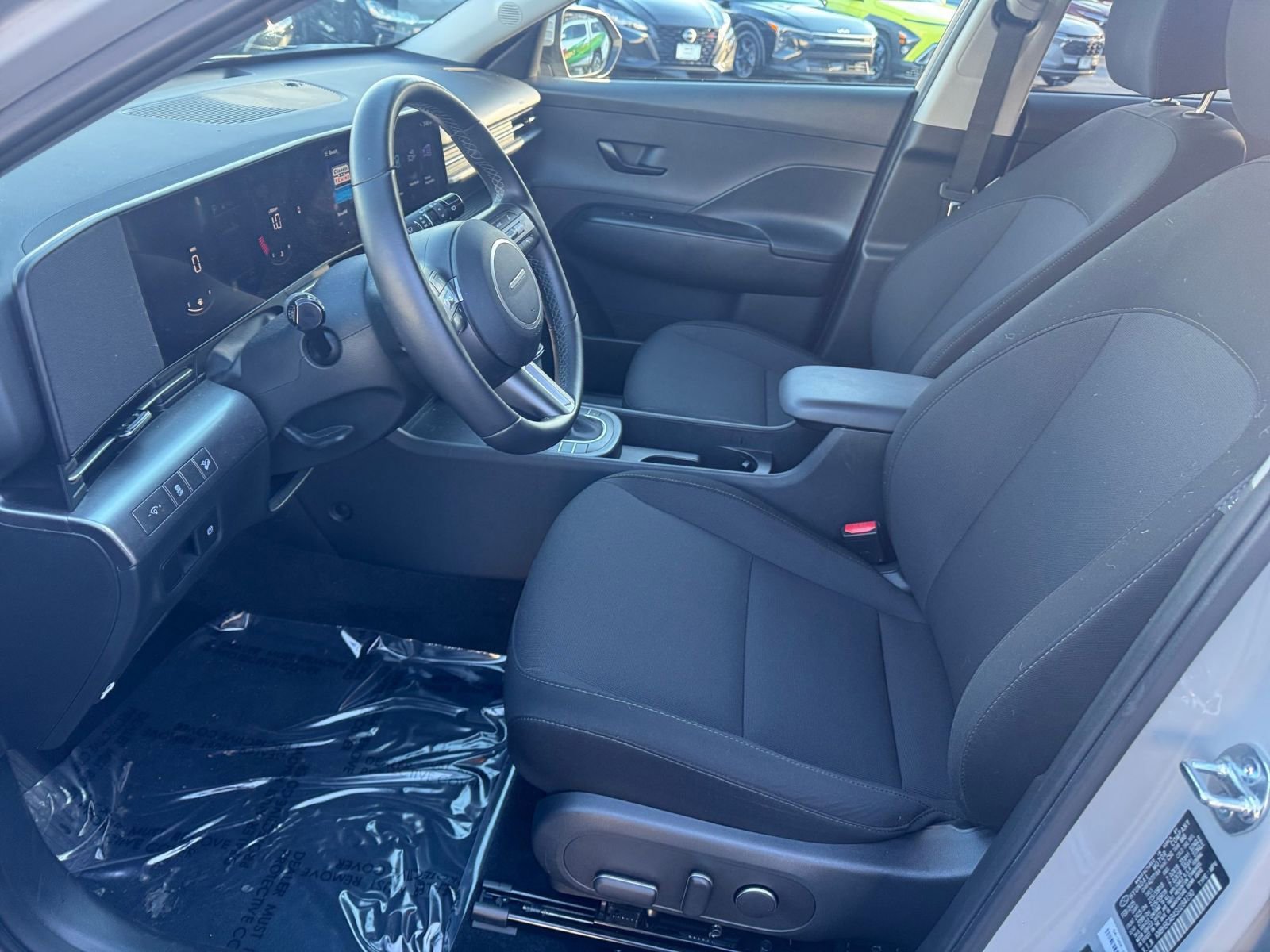 Used 2025 Hyundai Kona SEL image 21