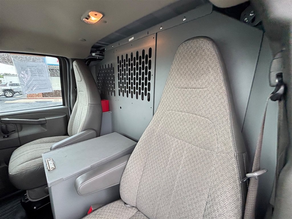 Used 2022 Chevrolet Express 2500 w/ Driver Convenience Package RWD image 14