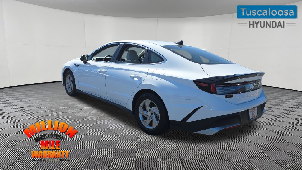 Used 2025 Hyundai Sonata SE FWD image 5