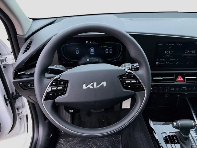 New 2027 Kia Sportage LX FWD image 11