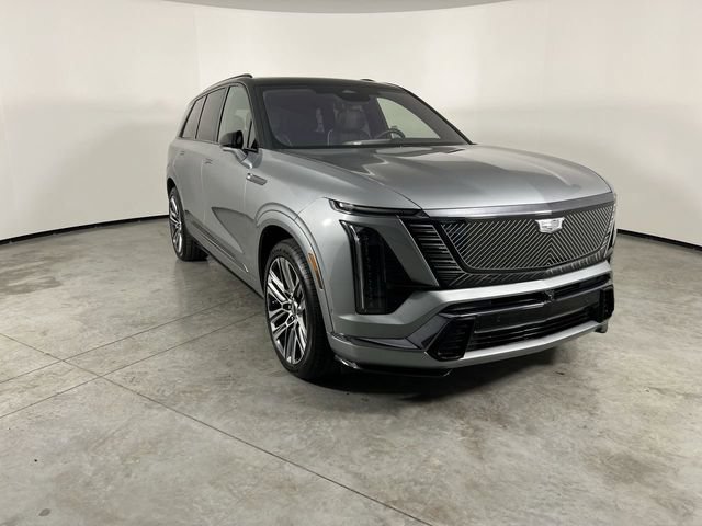 Certified 2026 Cadillac Vistiq Luxury w/ LPO, Floor Liner Package AWD/4WD image 2