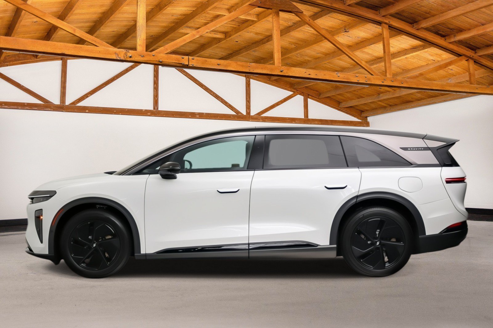 Used 2026 Lucid Gravity Grand Touring AWD/4WD image 2