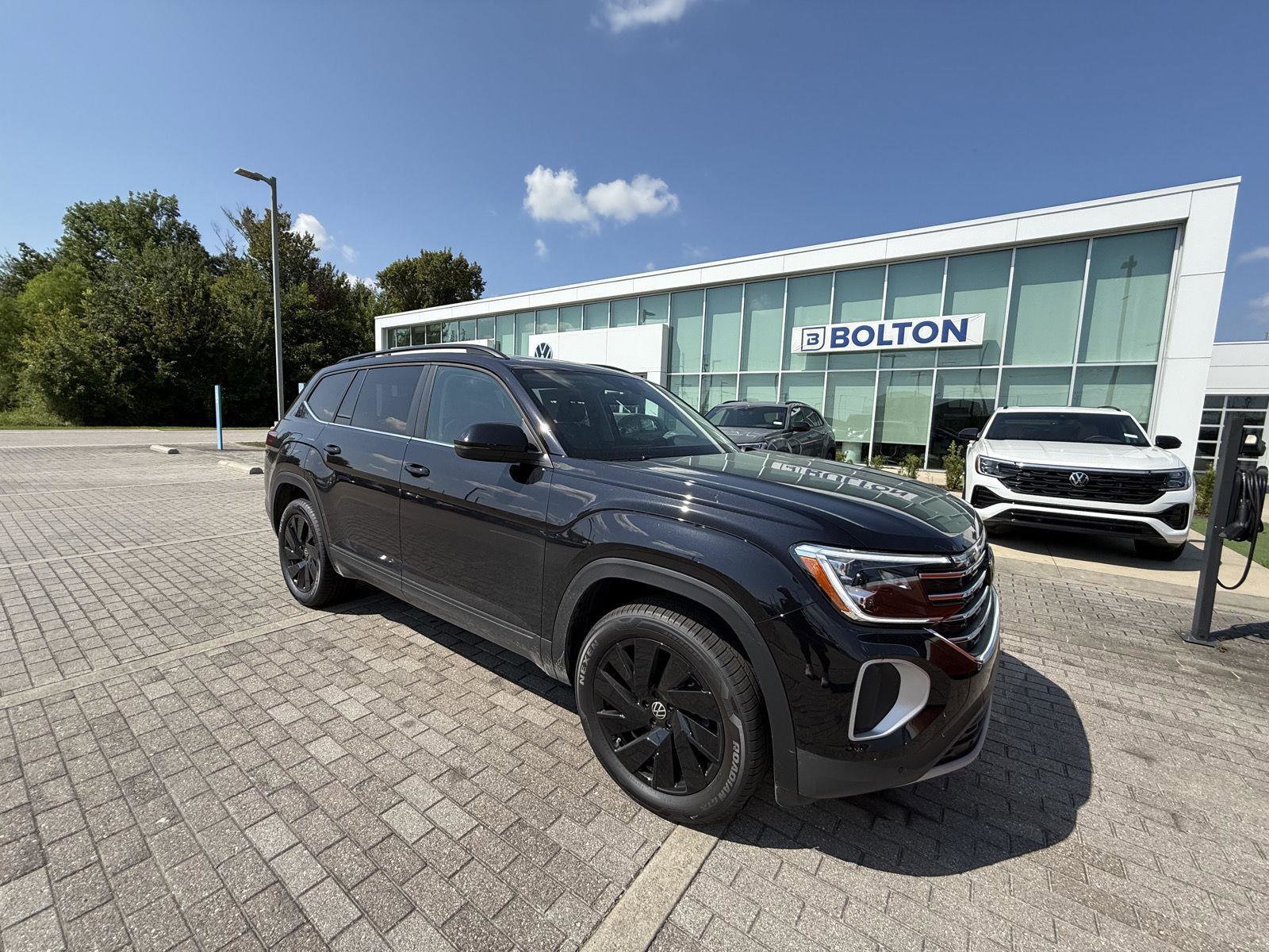 New 2026 Volkswagen Atlas SE image 3