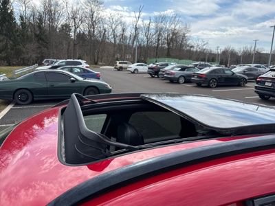 Used 2023 Porsche Macan Turbo image 3