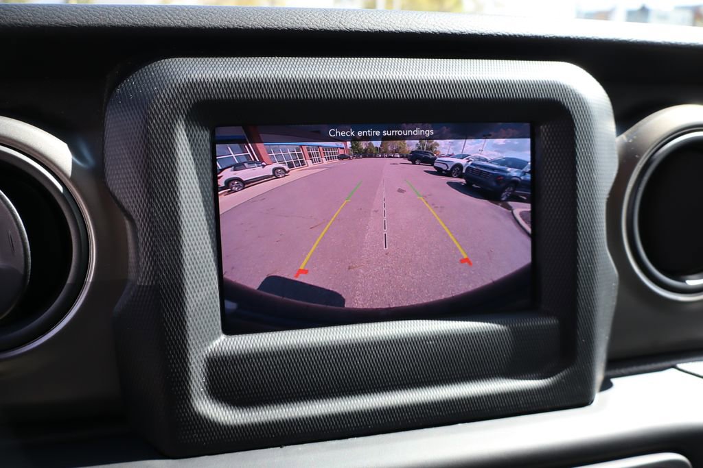 Used 2022 Jeep Wrangler Unlimited Sport image 22